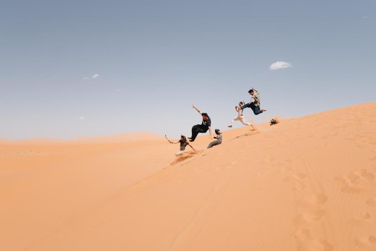 Luxury Maktoub Hotel Merzouga Luaran gambar