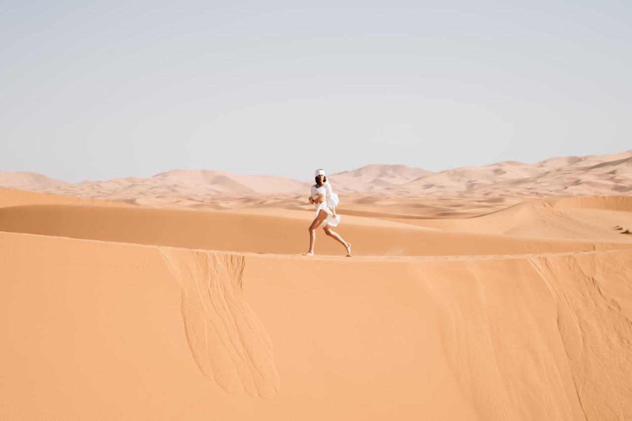Luxury Maktoub Hotel Merzouga Luaran gambar