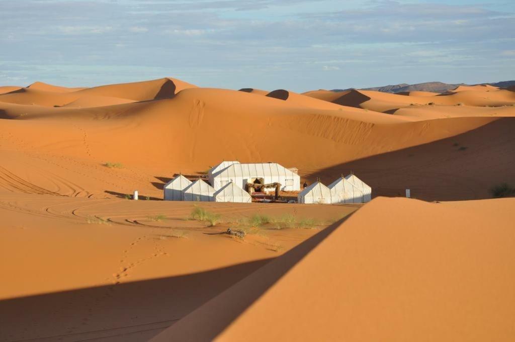 Luxury Maktoub Hotel Merzouga Luaran gambar